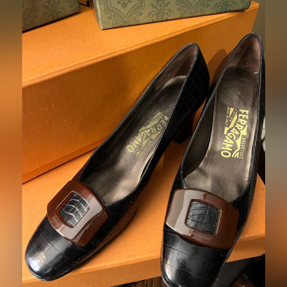 Salvatore Ferragamo Womens Croc Heels